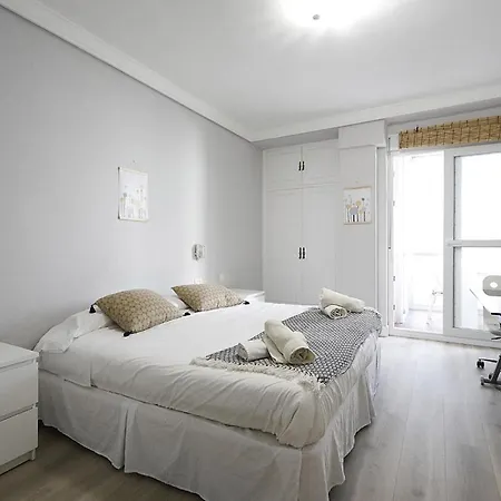 Precioso Piso Centrico Con Aparcamiento Gratuito Appartement San Sebastian Buitenkant foto