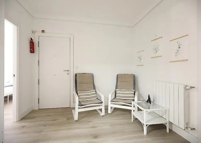 Precioso Piso Centrico Con Aparcamiento Gratuito